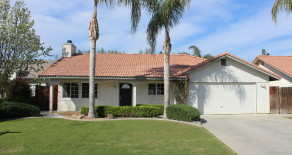 $1650-4303 Templeton St. Bakersfield, CA 93312 Northwest Home Has Been Rented! *POOL*