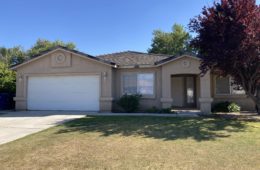 $2500 – 14315 Via La Merced, Bakersfield, CA 93314 Northwest Home For Rent!