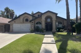 $2600 – 10409 Heather Valley Dr., Bakersfield, CA 93312 Northwest Home !