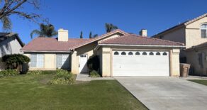 $2195- 9722 Casa Del Sol Dr., Bakersfield, CA 93311 Southwest Home For RENT!