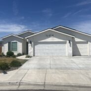 $2700 – 7618 Emerald Green Ave., Bakersfield, CA 93313 Southwest Home with OWNED SOLAR HAS BEEN RENTED!!!!