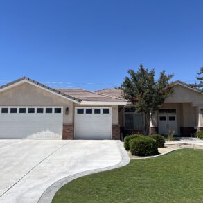 $2995 – 15352 Screaming Eagle Ave., Bakersfield, CA 93314 Northwest Home with SOLAR Has Been RENTED!!