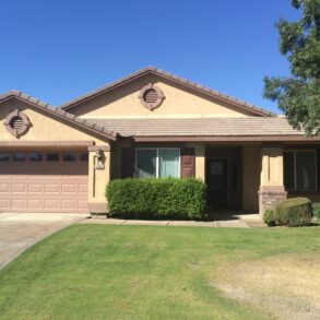 $2250 -5012 Winter Pasture Ave., Bakersfield, CA 93313 Southwest Home For RENT!