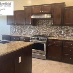 $2550 – 9414 Mountain Peak Ln., Shafter, CA 93263 Home with SOLAR Has Been RENTED!