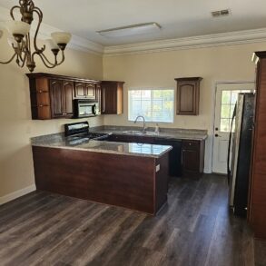 $2100 – 2814 Pinheiro Ct., Bakersfield, CA 93313 Southwest Home For RENT!