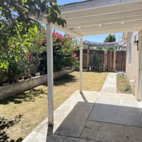 $2250 – 9425 Lanneau Ct., Bakersfield, CA 93311 Southwest Home Has Been RENTED!