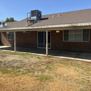 $2195 – 2603 Tropical Ave., Bakersfield, CA 93313 Southwest Home For RENT!