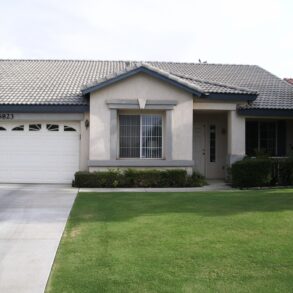 $1275 – 6823 Slickrock Dr., Bakersfield, CA 93313 rented southwest home