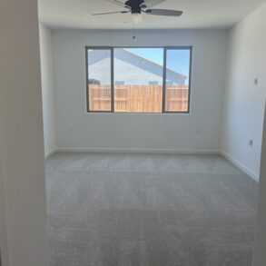 $2600 – 7319 Olive Wood Dr., Bakersfield, CA 93313 Southwest Home with SOLAR For RENT!
