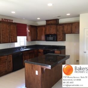 $1595 – 11711 Sagebrush Dr. Bakersfield, CA 93312 Northwest Home HAS BEEN RENTED!!